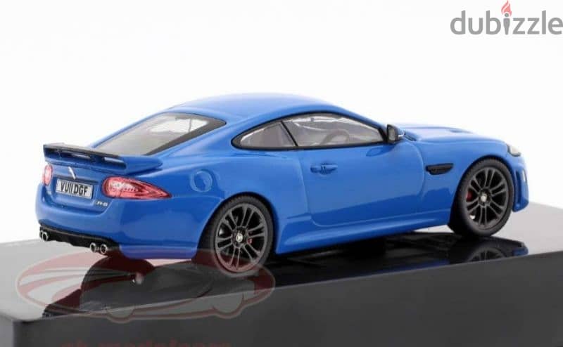 Jaguar XKR-S (2011) diecast car model 1;43. 3