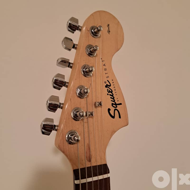 Squier Strat Electric Guitar 3