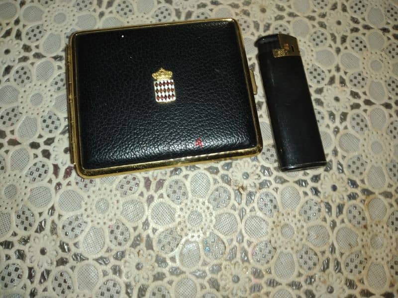 case holder with lighter vintage black leather 3