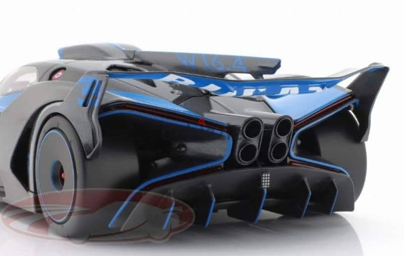 Bugatti Bolide diecast car model 1:18. 11