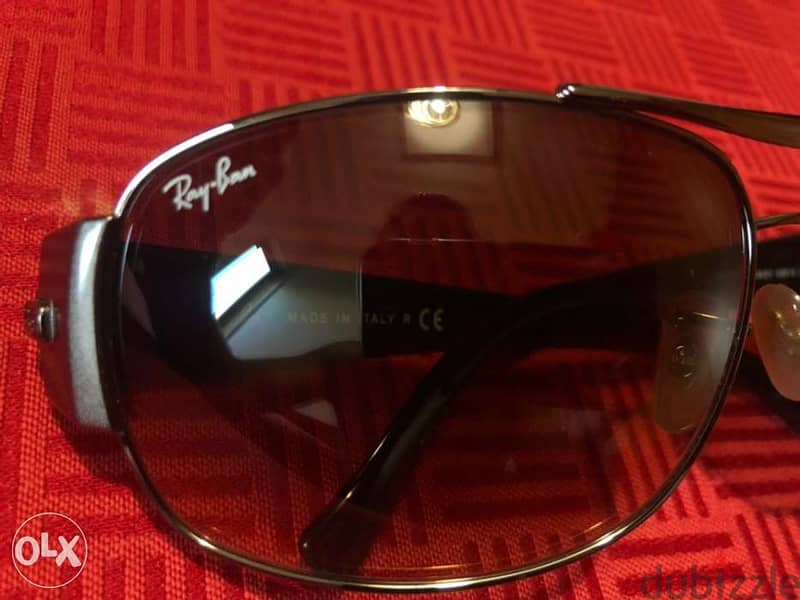 RayBan 4