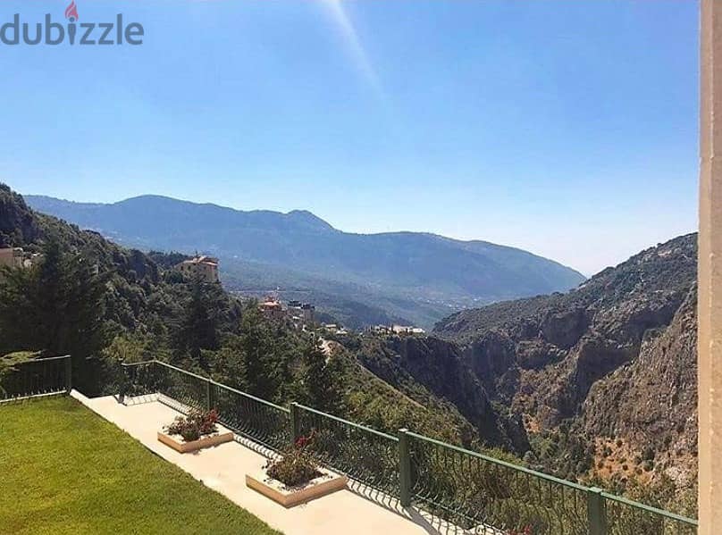 Panoramic Villa in Tannourine 0