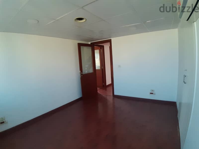 Duplex Office For Rent in Achrafieh مكتب دوبلكس للإيجار في الأشرفية 5