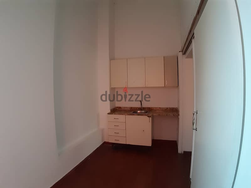 Duplex Office For Rent in Achrafieh مكتب دوبلكس للإيجار في الأشرفية 11