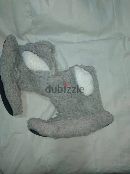 slippers boots grey bunny rabbit fits all sizes  1=7$ or 3=15$ 4