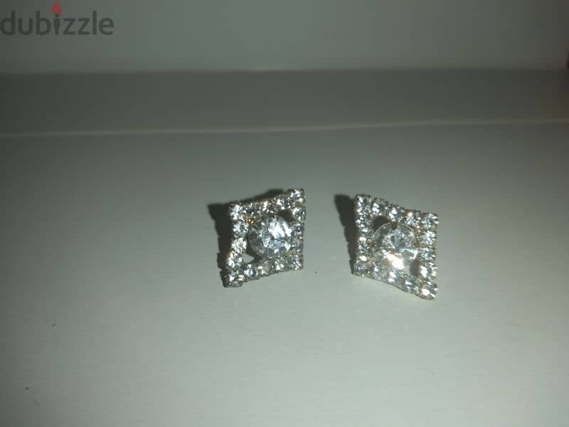 earrings diamand shape cz  1=5$ or 3=13$ 1