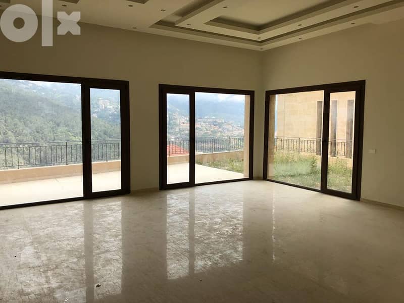 L10452-An Amazing Villa With View & Terrace For Sale In Fatqa 6