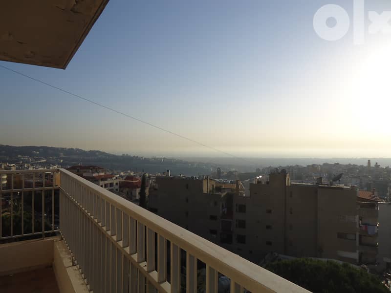Apartment for sale in Mansourieh شقه للبيع في المنصوريه 3