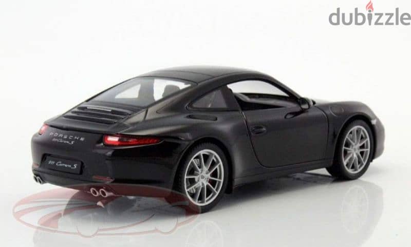 Porsche 911 Carrera S (2013) diecast car model 1:24 3