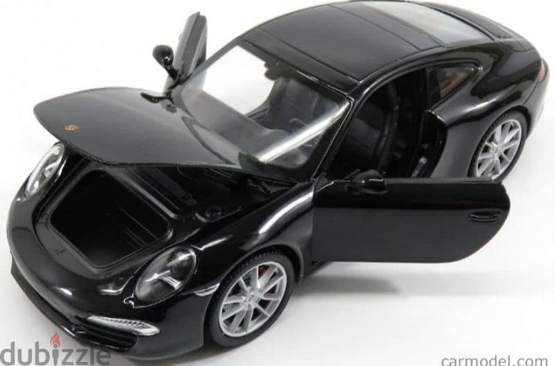 Porsche 911 Carrera S (2013) diecast car model 1:24 5