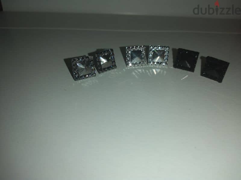 earrings square 3D . 3colours black silver and grey 3
