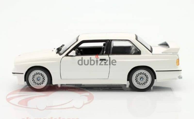 BMW M3 (88) diecast car model 1:24. 1