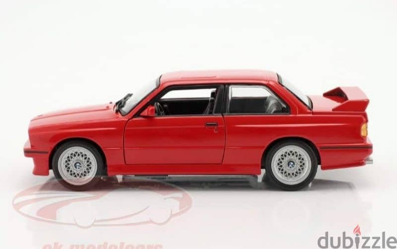 BMW E30 M3 (1988) diecast car model 1:24. 1