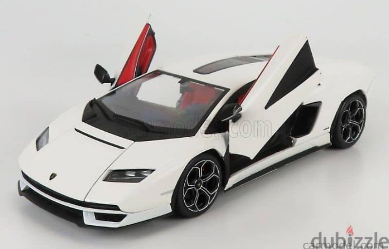 Lamborghini Countach LP800-4 (2022) diecast car model 1:24. 3