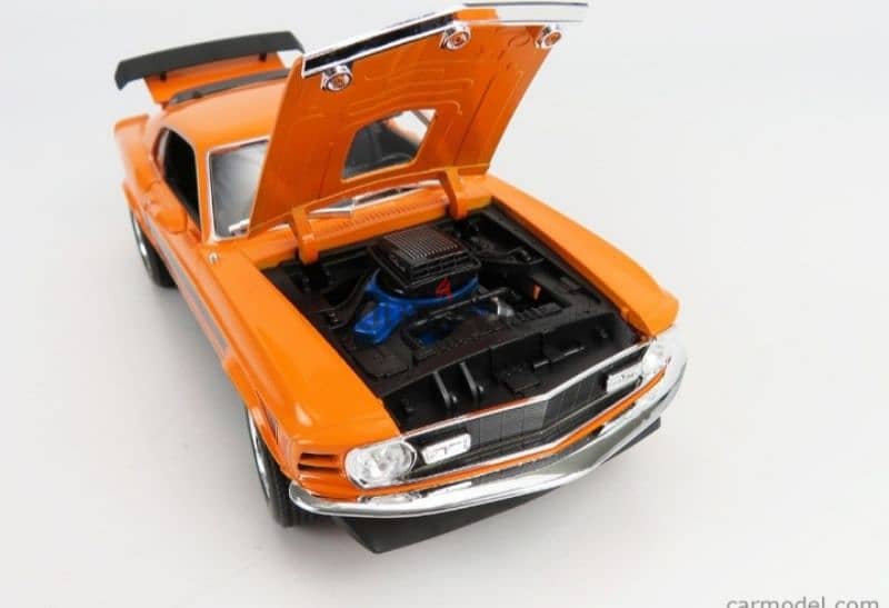 Ford Mustang Mach 1 (1970) diecast car model 1;18. 6