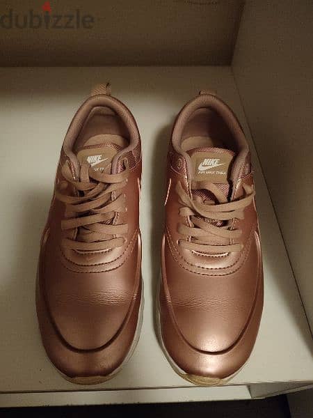 nike shoes for women, 38 EUR size, 7US size (a bit smaller). 0