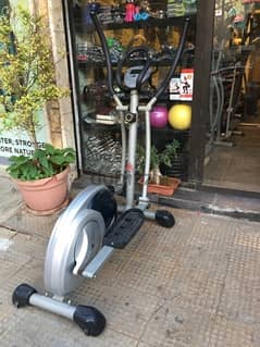 elliptical iron body like new heavy duty very good quality 0