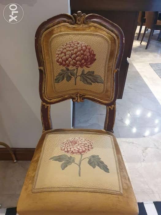 Exquisite french Antique chairs كراسي انتيك 2