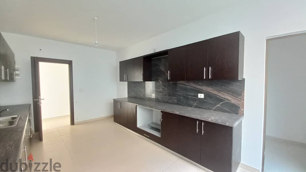 Luxurious apartment for sale in Dbayehشقة فاخرة للبيع في ضبية 6