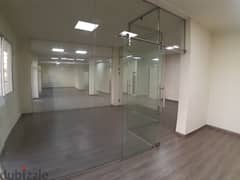 Office for rent in Charle Malek مكتب للأجار في شارل مالك 0