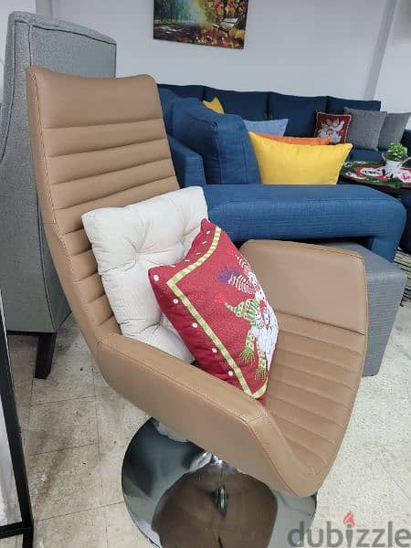 Leather Chair with Mobile Basement 3