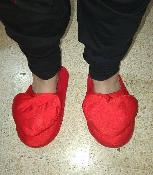 women slippers red heart 36 to 41  1=7$ or 3=15$ 1