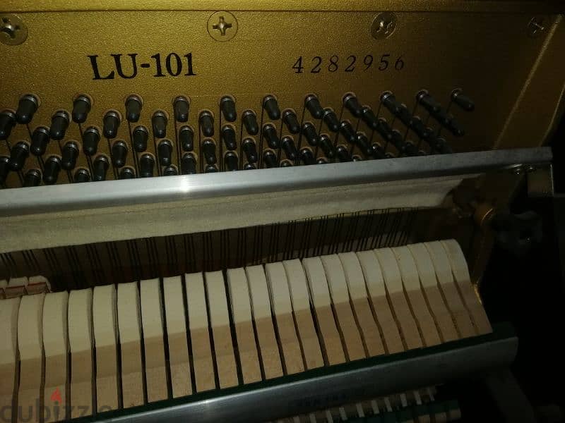 piano yamaha Lu_101 made in japan original tuning waranty 3 pedal 1