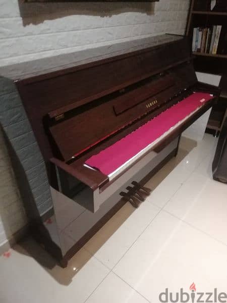 piano yamaha Lu_101 made in japan original tuning waranty 3 pedal 2