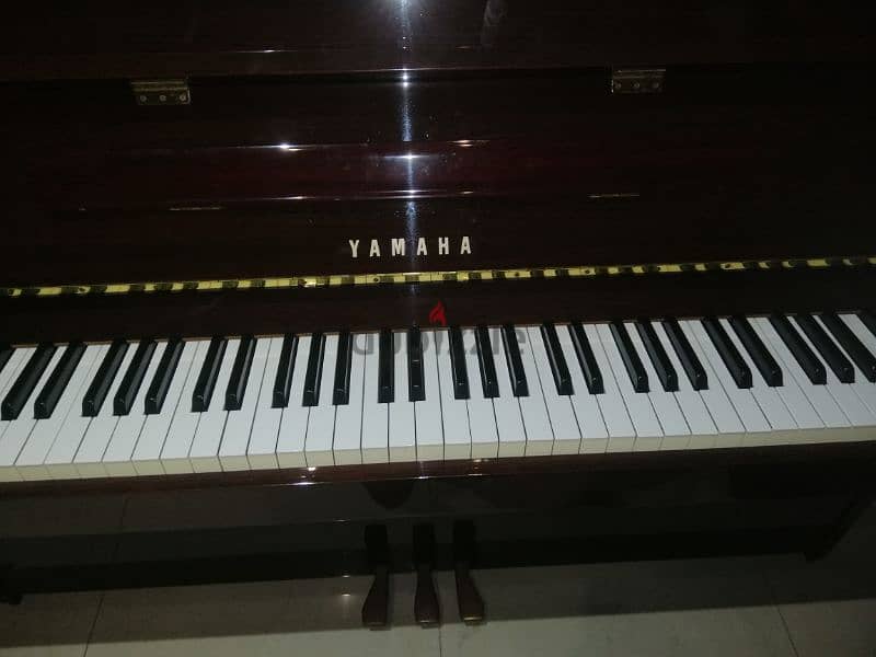 piano yamaha Lu_101 made in japan original tuning waranty 3 pedal 3