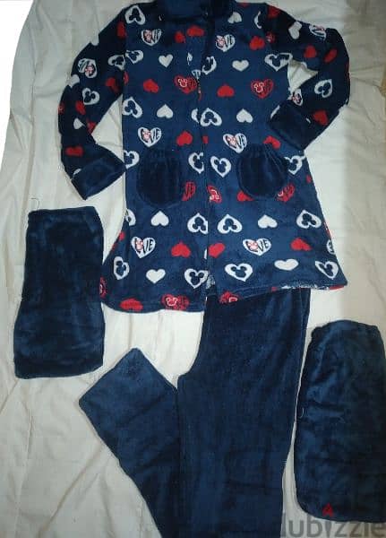 women pyjama with socks s to xL 1=7$ or 3=15$ 2