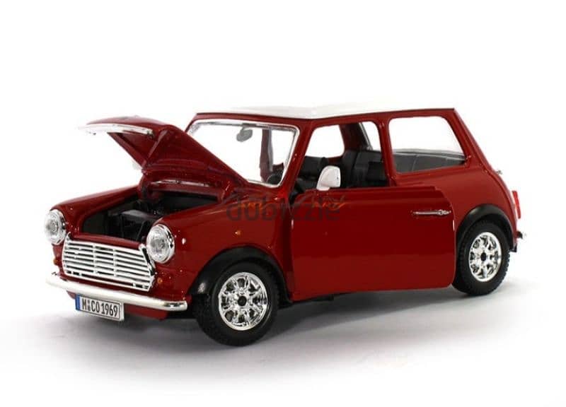 Mini Cooper ('69) diecast car model 1:24. 3
