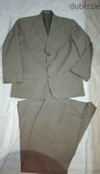 men suits khaki colour 50.52 made in Italy 3