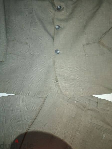 men suits khaki colour 50.52 made in Italy 6