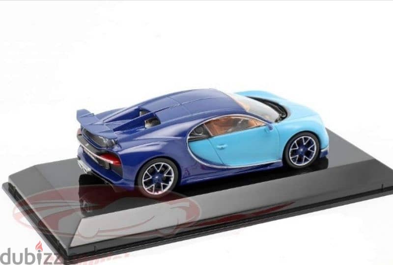 Bugatti Chiron diecast car model 1;43. 4