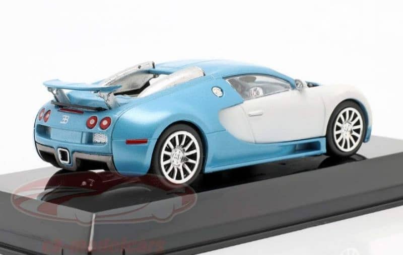 Bugatti Veyron diecast car model 1;43. 3