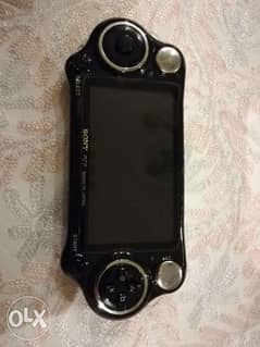 Portable Multimedia Player / Gameboy