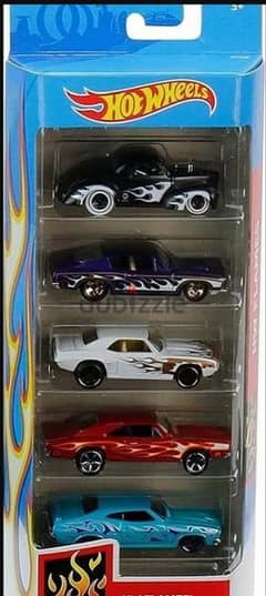 Hotwheels 5 car pack diecast car model 1;64.