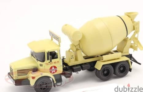 Berliet Cement Truck diecast car model 1;43.