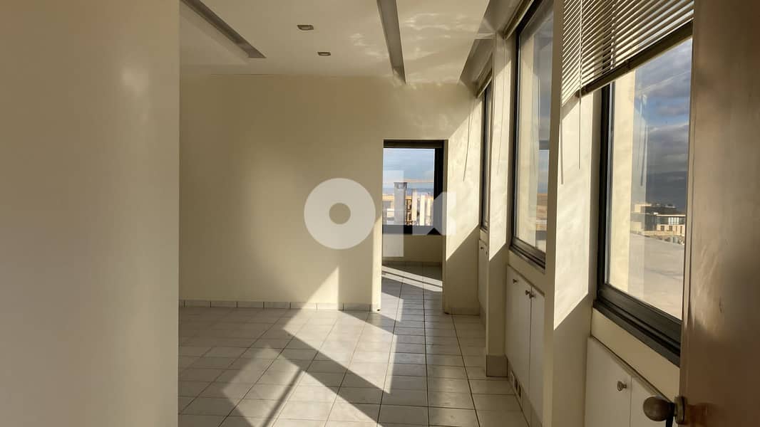 L10514-Office For Rent with Terrace in Downtown Near Beirut Souks 4