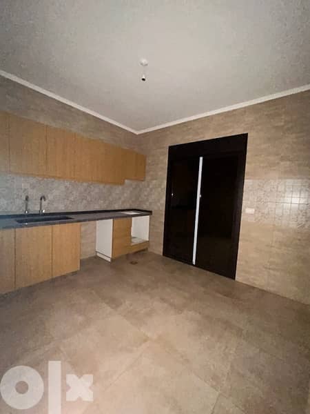 apartment for sale in aatchaneh best offre - عطشانة بيت مسك شقة للبيع 5