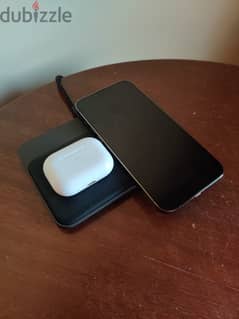 Nomad Wireless Charger "Base Station Hub" 0