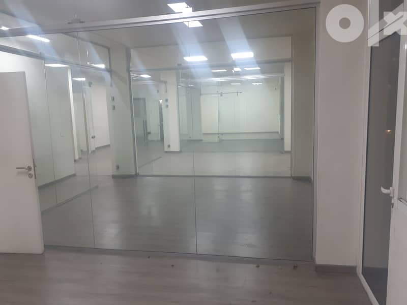 Office for sale in Achrafieh مكتب للبيع  في الأشرفية 0