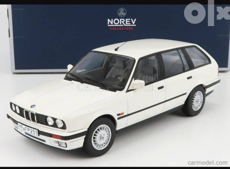 BMW 325i (1992) diecast car model 1;18. 1