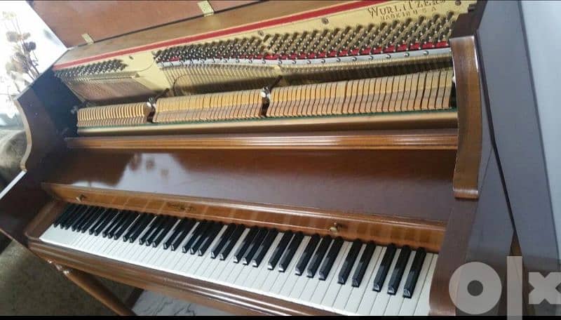 WurliTzer Piano 4