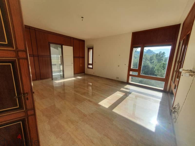 Villa for sale in Yarzeh فيلا للبيع  في اليرزة 15