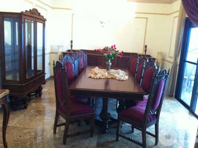 Luxurious Dinning Table