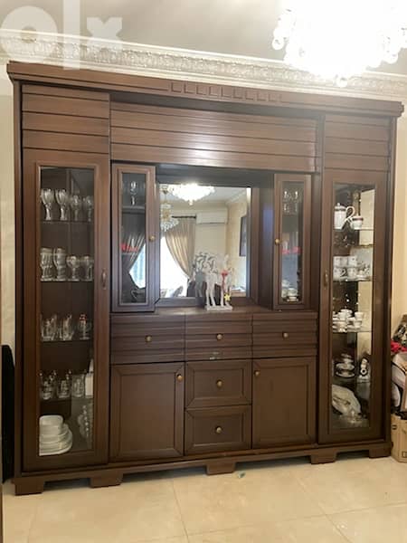 dressoir 300$ 0