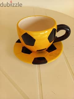 Football Yellow Cup and Saucer كوب أصفر فوتبول مع صحنه