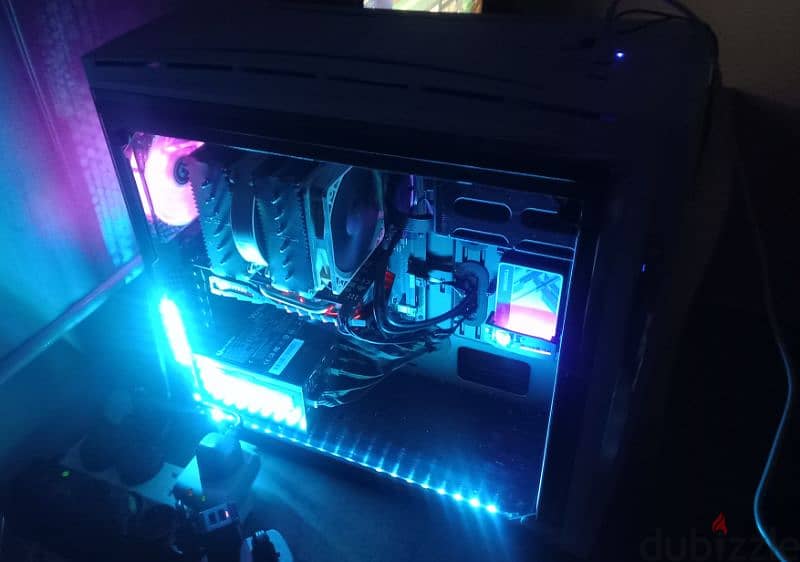 Gaming cases, high-end PSU's, LED strips 2