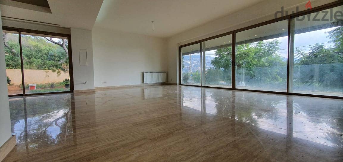 Apartment For Sale in Yarzeh  شقة للبيع في اليرزة 1